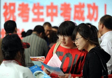 “一半初中生上不了高中！”人民日报给出回应，原来一切早有迹象